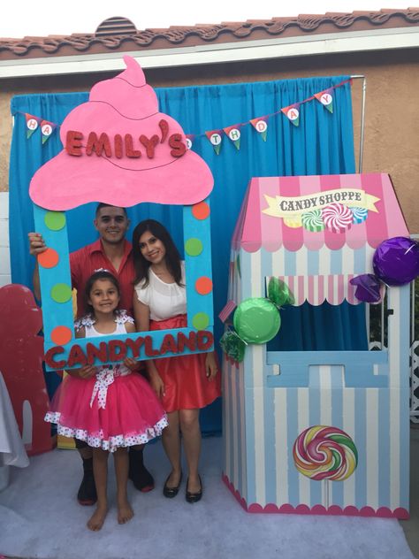 Candyland photo booth Candyland Theme Photo Booth, Candyland Photo Backdrop, Candy Land Photo Booth, Candyland Photo Booth, Candy Photo Booth, Candy Shop Birthday Party, Candy Land Theme Party, Candyland Birthday Party, Candyland Theme