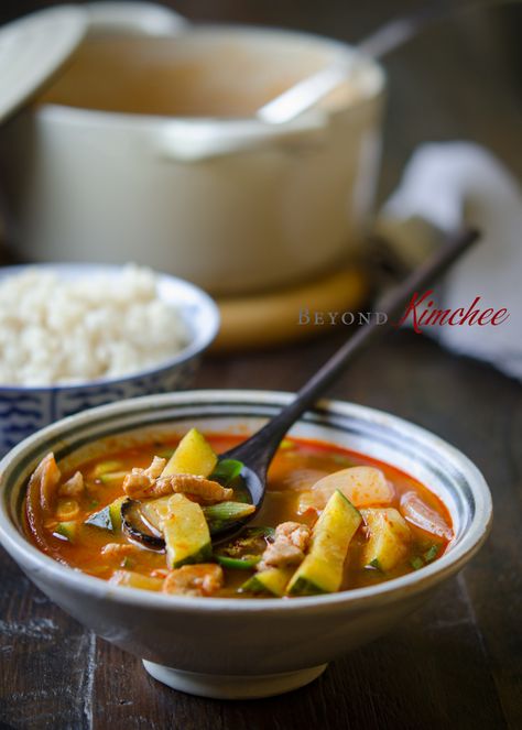 Korean Spicy Pork Stew with Zucchini | Beyond Kimchee Spicy Asian Soup, Korean Party Food, Low Carb Pork Recipes, Korean Spicy Pork, Zucchini Stew, Bean Sprout Soup, Korean Stew, Korean Soups, Sprout Soup