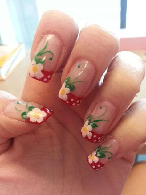 Designs For Nails Cute, French Tip Nails With Foil, Strawberry French Nails, Strawberry Toenails, Strawberry French Tip Nails, Fruit Nail Ideas, Strawberry Nails Designs, Cute Aesthetic Nails, Insect Nails