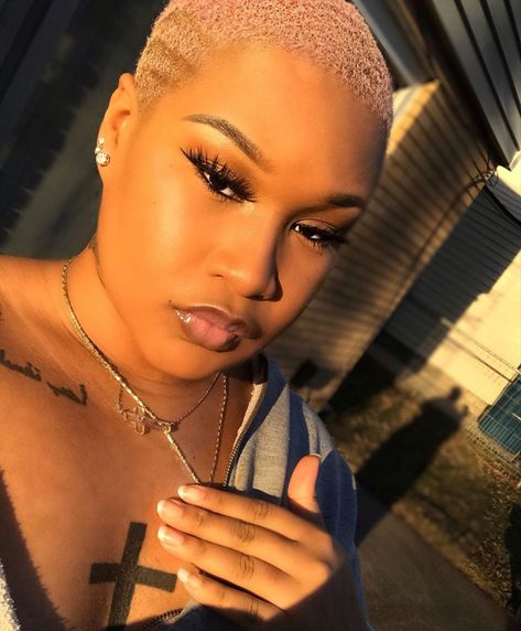 Pink bald fade with waves 🌊 Female Waves Black Women, Bald Fade Women, Bald Fade With Waves, Waves Black Women, Bald Fade Women Black, Fade With Waves, Womens Essentials, Short Shaved Hairstyles, Cut Life