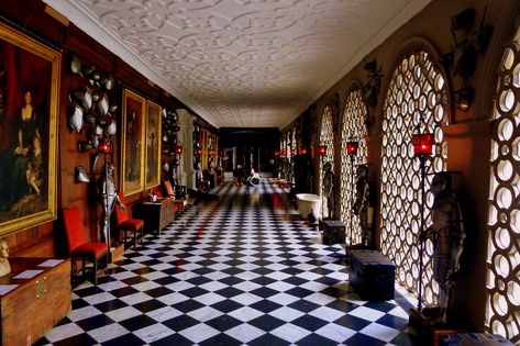 The Armoury at Hatfield House | Jayembee69 | Flickr Royal Manor, The Canterville Ghost, Tudor Houses, Hatfield House, Houses Uk, Manly Decor, English Interior, Castle Scotland, Country Estates