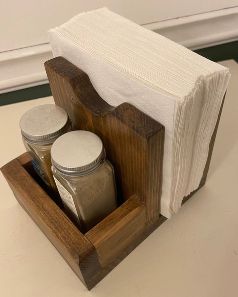 Small Wooden Projects To Sell, Scrap Wood Projects To Sell, Napkin Holder Ideas Diy, Small Wood Projects To Sell, Diy Napkin Holder, Farmhouse Napkin Holders, Repurposed Wood Projects, Wooden Napkin Holder, Condiment Bottles