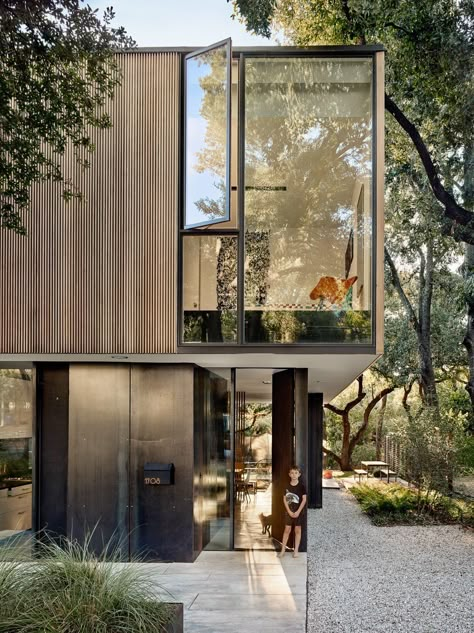 Compact House Design, Alterstudio Architecture, Residential Architecture Facades, Inspiring Architecture, Modern Residential Architecture, Houses Architecture, Garage Addition, Affordable House Plans, Compact House