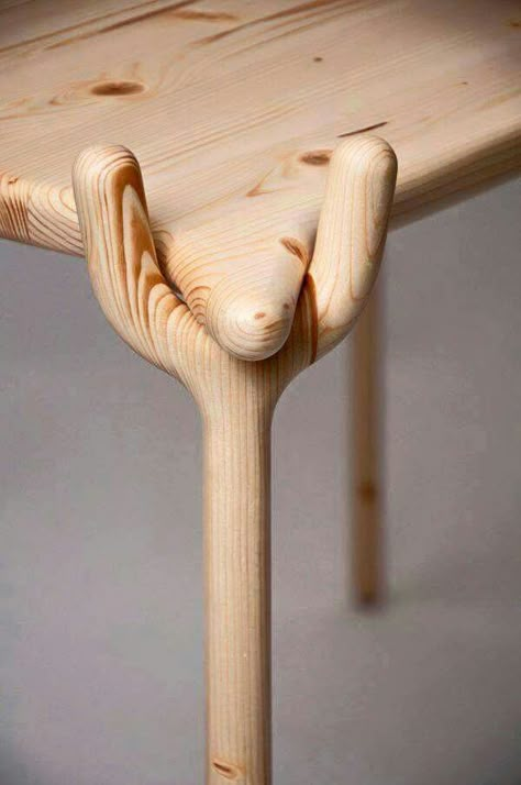 Wooden Table Leg Wood Table Leg Design, Table Leg Joinery, Wood Joints Design, Table Legs Ideas, Wood Assembly, Wood Connection, Joinery Details, Wood Joints, Table Leg