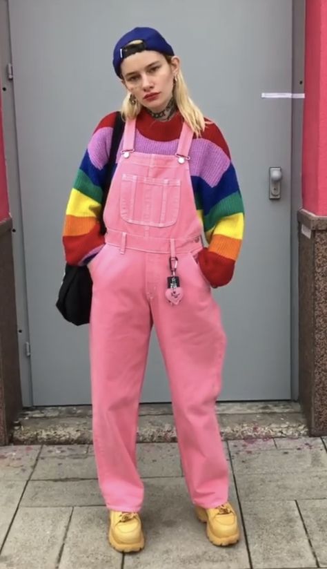 Pastel Overalls Outfit, Colorful Overalls, Overalls Aesthetic, Outfits Overalls, Bib And Brace Overalls, Kidcore Outfit, Art Teacher Outfits, Circus Outfits, Bright Colored Outfits