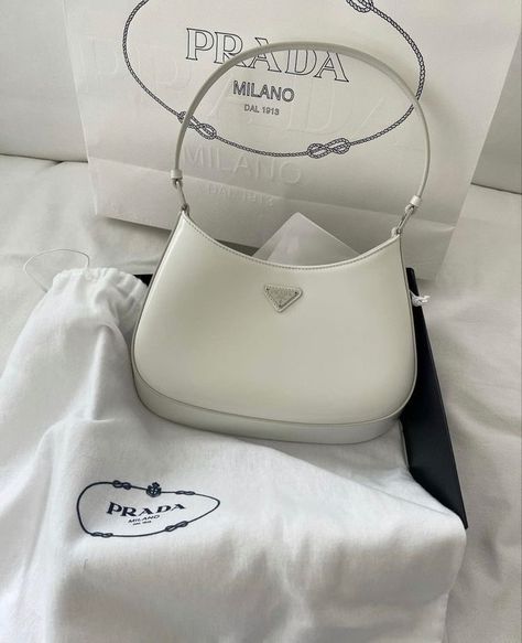 White Prada Bag, Zapatillas Veja, Prada Purses, Luxury Bags Collection, Aesthetic Bags, Prada Shoulder Bag, Girly Bags, White Handbag, Fancy Bags