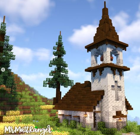 Two People Minecraft House, Minecraft Villager House Ideas Easy, Medical Minecraft House, Minecraft Modern Farmhouse, Minecraft Building Midevil, Medieval Mc House, Well Ideas Minecraft, Minecraft British House, Pointy Roof Minecraft