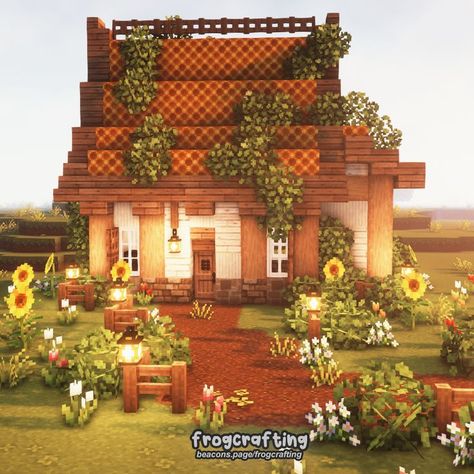 A cozy, warm toned Minecraft house with a roof made of honeycomb blocks and covered in leaves. There is a garden with sunflowers and tulips around the house. Minecraft Cottage House, Cottage Yellow, Minecraft Small House, Minecraft Castle Designs, Honeycomb House, Cute Minecraft, Aesthetic Farmhouse, Cottage Minecraft, Minecraft Aesthetic