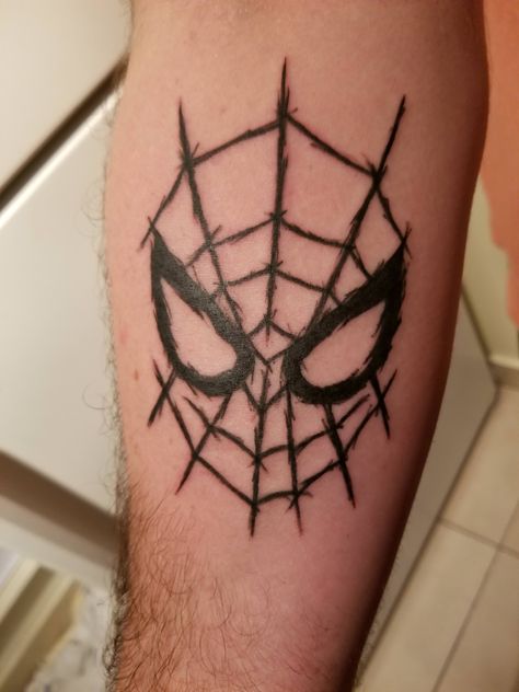 Spider Man Tattoo, Tattoos Masculinas, Spiderman Tattoo, Avengers Tattoo, Man Tattoo, Marvel Tattoos, Omerta Tattoo, Spider Tattoo, Tattoo For Son