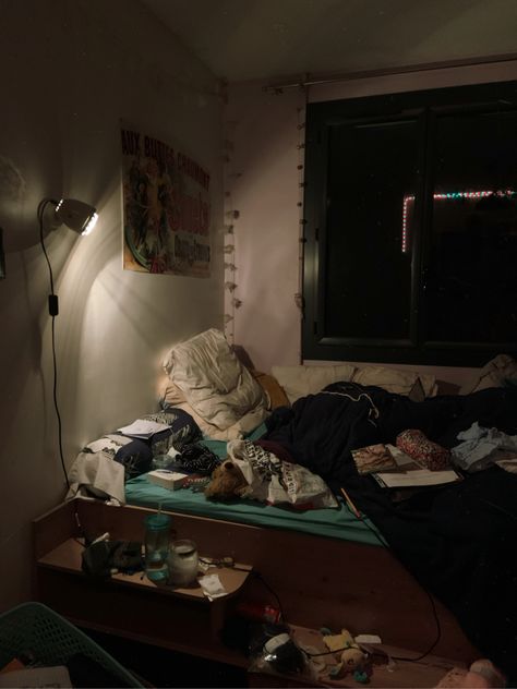 #bedroom #night #bedroomideas #messy #aesthetic Messy Apartment Aesthetic Dark, Messy Dark Bedroom, Dark Messy Room Aesthetic, Messy Bedroom Aesthetic Dark, Late Night Room Aesthetic, Crowded Room Aesthetic, Messy House Aesthetic, Messy Apartment Aesthetic, Messy Dorm Room