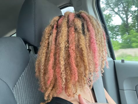 Blonde Locs Black Women Dark Skin, Brown And Pink Dreads, Blonde And Pink Dreads, Rose Gold Locs, Ginger And Pink Locs, Brown And Pink Locs, Brown And Blonde Locs, Blonde And Pink Locs, Honey Blonde Locs