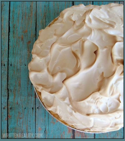 Marshmallow Meringue Recipe, Marshmallow Meringue, Marshmallow Fluff Recipes, Potato Pie Recipe, Meringue Pie Recipes, Sweet Potato Pies Recipes, Meringue Recipe, Marshmallow Cream, Recipes With Marshmallows