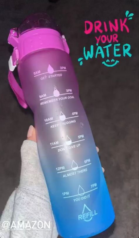 Glow Up Summer, Half Gallon Water Bottle, Starbucks Drinks Recipes, Drinks Recipes, Glow Up Tips, Starbucks Drinks, Beauty Ideas, Summer Beauty, Summer 2022