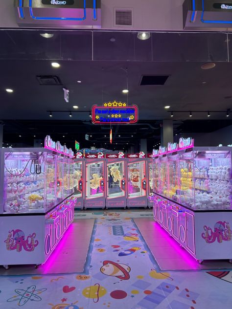 Pink Arcade Aesthetic, Japanese Arcade, Neon Arcade Aesthetic, Sailor Moon Arcade, Super Speed, Claw Machine