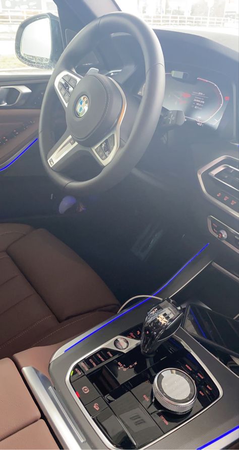 X6 Bmw Interiors, Bmw Aesthetic Interior, Bmw Cars Inside, Bmw Interior Aesthetic, Bmw Fake Snap, Bmw Snapchat, Bmw X5 Interior, Bmw X6 White, Bmw Inside