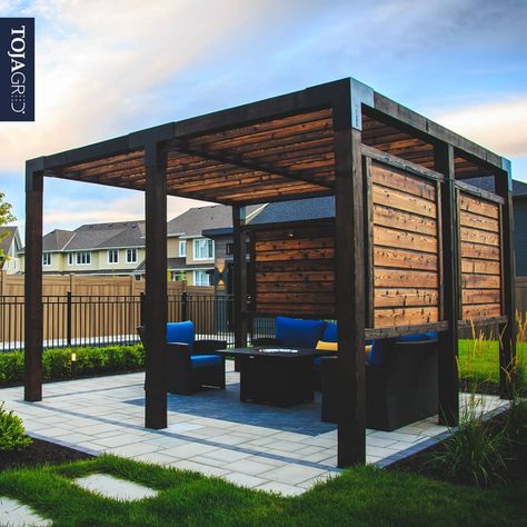 Toja Grid (@tojagrid) • Instagram photos and videos Modular Pergola, Modern Pergola Designs, Toja Grid, Modern Gazebo, Modern Pergola, Wood Pergola, Backyard Gazebo, Perfect Backyard, Patio Makeover