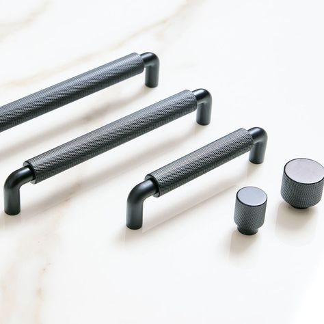 Knurled Drawer Hardware Bathroom Cabinet Hardware, Modern Kitchen Hardware, Cabinet Hardware Bathroom, Black Cabinets Bathroom, Black Drawer Handles, Black West, Black Cabinet Hardware, Black Drawer Pulls, Kitchen Drawer Pulls