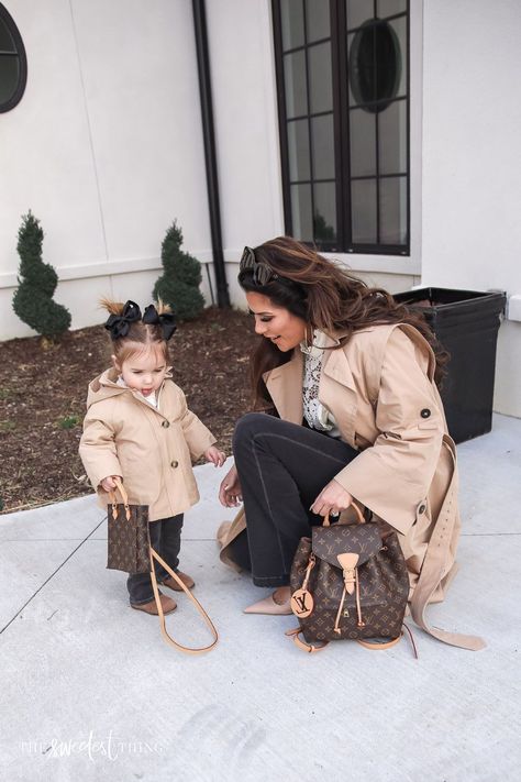 Mommy And Baby Outfits, Emily Gemma Outfits, Aero Look, Gender Reveal Party Food, The Sweetest Thing Blog, Afghan Food Recipes, Afghan Food, Family Pictures Ideas, Couple With Baby