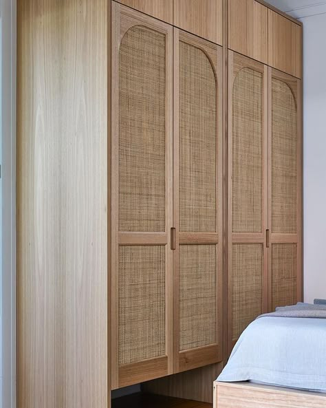 FerrariAndreaFalegnameria | Our Waverton Project features the timeless beauty of Tasmanian Solid Timber and the intricate details of rattan insert. Built by:… | Instagram Wardrobe Shutters, Home Ideas Bedroom, Rattan Bedroom, Bedroom Built In Wardrobe, Bali Home, Dream Closet Design, Closet Design Layout, Cane Furniture, Wardrobe Design Bedroom