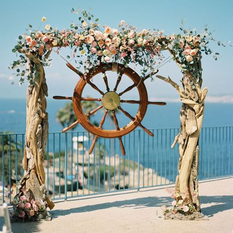 Decorate your wedding altar with a captain's wheel for a nautical wedding Sailing Wedding, Coast Guard Wedding, Nautical Backdrop, Sailor Party, Ikea Wedding, Beach Wedding Arch, Pirate Wedding, Beach Backdrop, Nautical Wedding Theme