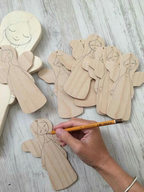 Wood Angels Diy, Wooden Angels, Wooden Angel, Handmade Angels, Angel Crafts, Clay Ornaments, Christmas Makes, Art Drawings For Kids, Christmas Paintings