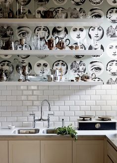 Memorable Wallpaper Fornasetti Wallpaper, Kaboodle Kitchen, Plates Wall, Bold Kitchen, White Kitchens, Colorful Kitchen, Open Kitchen Shelves, Melbourne House, All White Kitchen