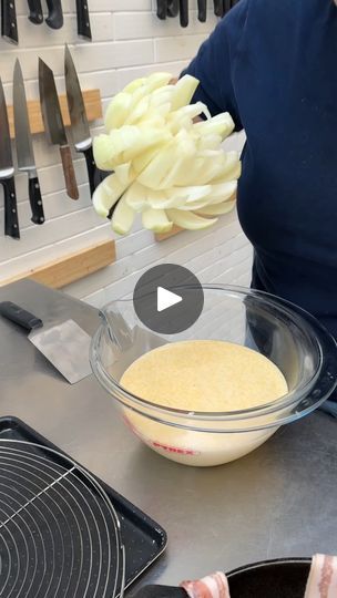 1.7M views · 10K reactions | Cornbread Blooming Onion | Cornbread Blooming Onion! One bite & you’ll be hooked on this corny creation 🌽😍 | By Chefclub Network | Cornbread Blooming Onion. This
is a perfect dish for you to serve to your friends. It's
going to look absolutely amazing. They're going to be
shocked at how you pull this together and it's actually
super easy. We're just going to take our blooming onion here
that I made some slices in. Go straight into our cornbread
batter and then fry this up and you've got this beautiful
blooming onion just like that. We're going to set it to the
side and let that dry for just a second while we use that same
batter. We're going to go right into our pan here. I've got my
strips of bacon laying on the outside of this pan. I'm
going to top it with Cornbread Blooming Onion, Cheddar Jalapeno Cornbread, Onion Cornbread, No Bake Lemon Pie, Chefclub Network, Cool Whip Desserts, Baked Breads, Blooming Onion, Eggplant Recipes