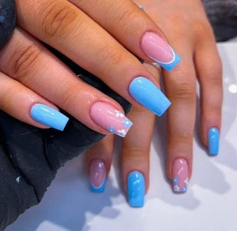 Pink Blue Nails, Summer Gel Nails, Baby Blue Nails, Spring Acrylic Nails, Gel Nail Art Designs, Blue Acrylic Nails, Simple Gel Nails, Work Nails, Girly Acrylic Nails