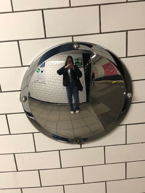 Concave Mirror Selfie, Moodboard Pictures, Bubble Mirror, Concave Mirror, Concave Mirrors, City Baby, Aesthetic Mirror, Fake Acc, Inspiration Photos