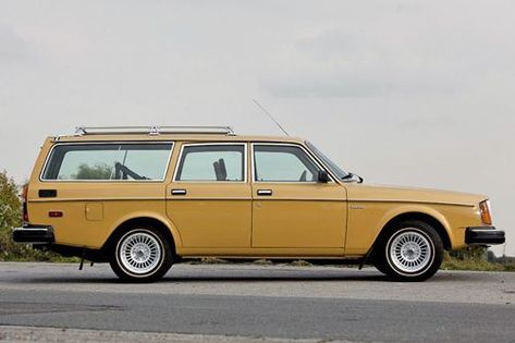 A clean example of an early 80's #volvo 245. Volvo Station Wagon, Volvo Estate, 1st Car, Volvo Wagon, Company Car, Volvo 240, First Cars, Yellow Car, Best Classic Cars