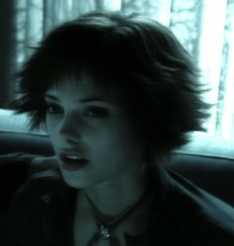 Alice Cullen Aesthetic, Alice Twilight, Alice And Jasper, Vampire Twilight, Twilight Photos, Twilight Film, Alice Cullen, Twilight Pictures, Music On Spotify