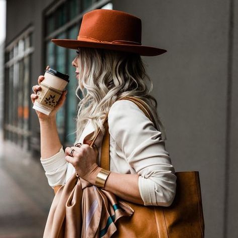 CEO Hat Club™️| Hats for Women (@ceohatclub) • Instagram photos and videos Brown Fedora Hat Outfit, Felt Hat Outfit, Wide Brim Hat Outfit, Brim Hat Outfit, Hat Outfit Fall, Fall Hats For Women, Business Bestie, Fedora Outfit, Hat Outfit Summer