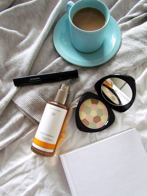 Dr Hauschka Makeup, Powder Brows, Dr Hauschka, Makeup And Beauty Blog, Skincare And Makeup, Brows On Fleek, Lifestyle Aesthetic, Skincare Review, My Days