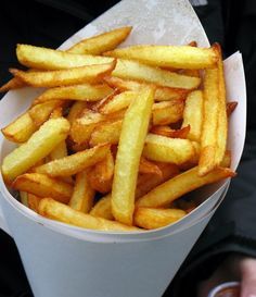 French Fry Sauce, Perfect French Fries, Belgian Fries, Belgium Food, Fries Recipe, Food Goals, Food Obsession, Side Dishes Easy, Interesting Food Recipes