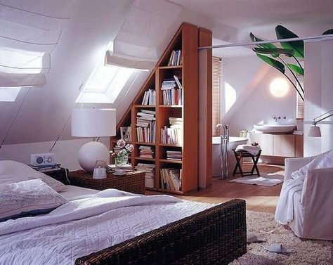 Suite parentale.: Attic Bedroom Designs, Sliding Room Dividers, Attic Loft, Attic Conversion, Attic Design, Attic Apartment, Attic Bedrooms, Attic Renovation, Attic Spaces