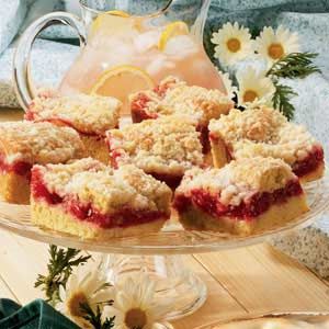 Cherry Rhubarb Coffee Cake Recipe -I'm retired now, but when I was working I made this coffee cake for co-workers and also a men's Bible study class. I changed the original recipe from a strawberry/rhubarb combination to one with cherry, which I think gives it a richer flavor. Coffee Frozen Yogurt Recipe, Cherry Rhubarb Pie, Custard Crumble, Cherry Custard, Vietnamese Coffee Recipe, Cherry Rhubarb, Rhubarb Coffee Cake, Turkish Coffee Recipe, Cherry Coffee Cake