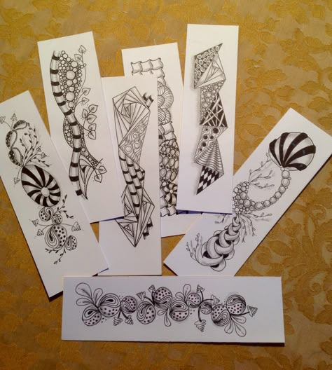 Zentangle Bookmarks Ideas, Bookmarks Zentangle, Zentangle Bookmarks, Easy Zentangle Patterns, Zentangle Artwork, Pen Art Drawings, Tangle Doodle, Coloring Bookmarks, Zen Doodle Art