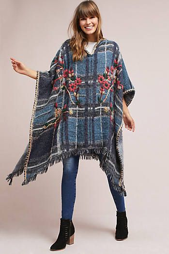 Cuban Fashion, Poncho Fashion, Boho Lifestyle, Boho Color, Anthropologie Style, Plaid Poncho, Scarf Poncho, Poncho Sweater, Anthropologie Sweater