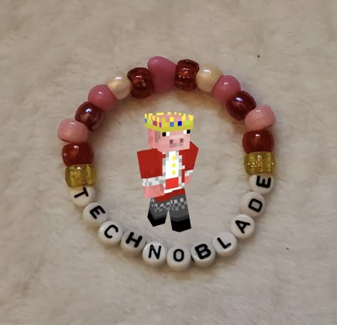 Dsmp Kandi Bracelets, Technoblade Bracelet, Dsmp Inspired Bracelets, Lovejoy Kandi, Dsmp Jewelry, Dsmp Bracelet Ideas, Dsmp Kandi, Dsmp Bracelets, Fnaf Kandi