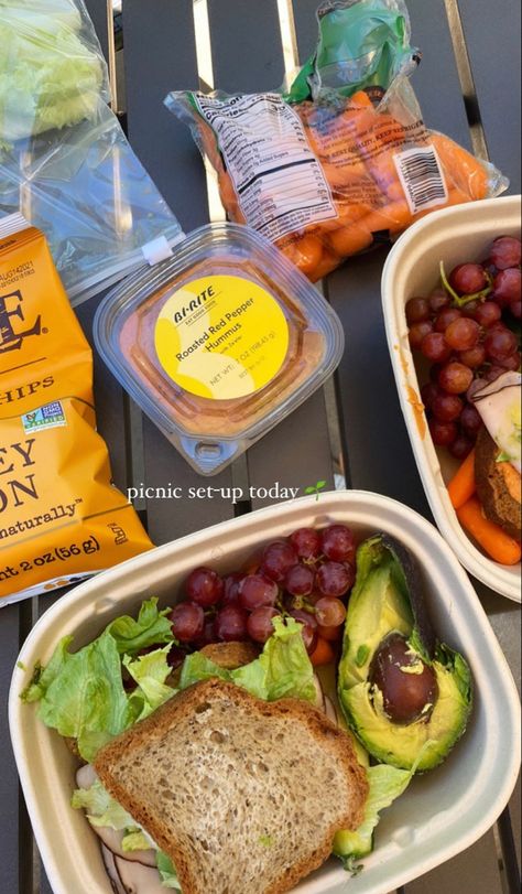 School Lunches Healthy, Lunches Healthy, Healthy Lunch Snacks, Live Boldly, Meal Prep Clean Eating, Aesthetic School, Healthy Lifestyle Food, School Lunch Ideas, Healthy Lunch Ideas