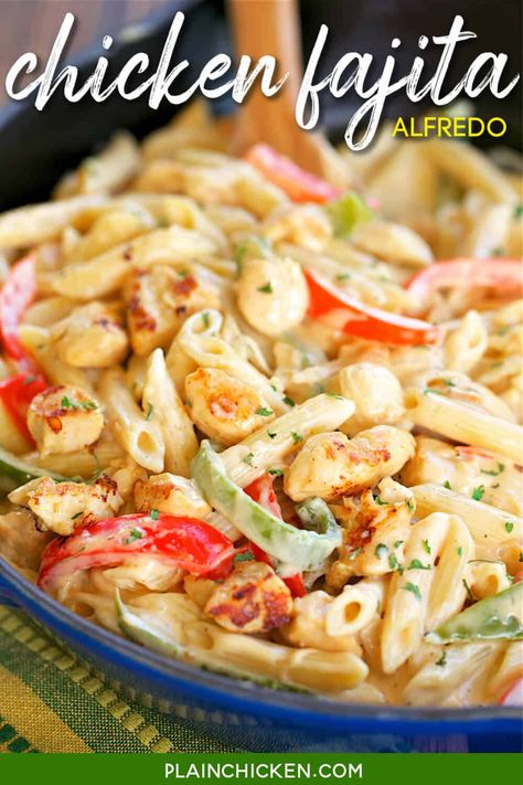 Chicken Alfredo Sauce, Alfredo Sauce Recipe Easy, Chicken Fajita Pasta, Cream Pasta, Nice Recipes, Sauce Chicken, Homemade Alfredo, Alfredo Sauce Recipe, Chicken Fajita