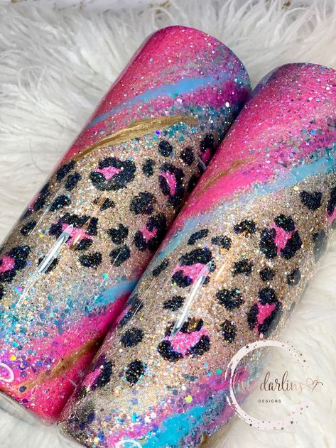 Glitter Tumbler Kids, Girl Tumbler Cup Ideas, Leopard Tumbler Ideas, Pink Tumbler Ideas, Kids Tumbler Ideas, Custom Tumbler Ideas, Tumbler Design Ideas, Epoxy Tumbler Ideas, Glitter Tumbler Ideas