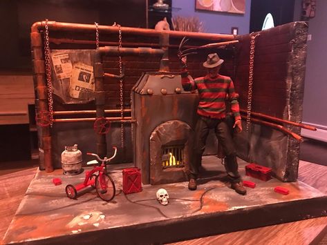 Horror Diorama, Movie Diorama, Horror Figures, Diorama Art, Horror Crafts, Mini Diorama, Halloween Diorama, Puff Flower, Dollhouse Halloween