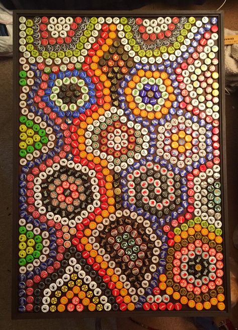 Bottle Cap Mosaic, Beer Bottle Cap Art, Menswear Prints, Bottle Top Art, Eco Club, Beer Bottle Cap Crafts, Art From Recycled Materials, Beer Cap Art, Bottle Top Crafts