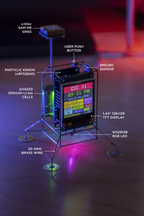 Circuit Sculpture, Freeform Electronics, Arduino Projects Diy, Electronic Circuit Design, Diy Gadgets, Diy Tech, Tech Diy, Retro Gadgets, New Technology Gadgets