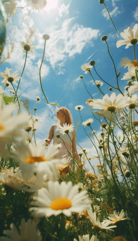 Photo Poses In Flower Field, Photography Poses With Nature, Photo Poses In Flower Garden, Poses In A Flower Field, Photoshoot In The Garden, Garden Photo Pose Ideas, Flower Field Poses Photo Ideas, Flower Farm Pictures, Flower Field Photo Ideas