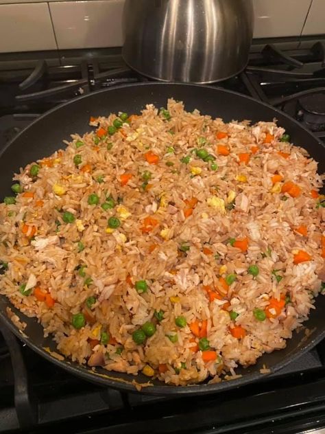 Cooking Snap, Veg Fried Rice, Rice Photo, Rice Curry, Morning Rose, Healthy Food Inspiration, Air Fryer Dinner Recipes, Rose Images, Food Therapy