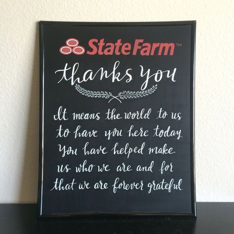 State Farm Office, Insurance Office, Farm Display, Farm Office, Office Layout Ideas, Business Office Decor, State Farm Insurance, Agency Office, Car House