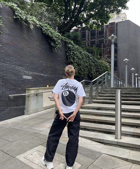 Stussy Tshirt Outfit, Shirt Design Inspiration, Streetwear Men, Women Street, Birthday List, Streetwear Men Outfits, Tshirt Outfits, Street Style Women, Shirt Outfit