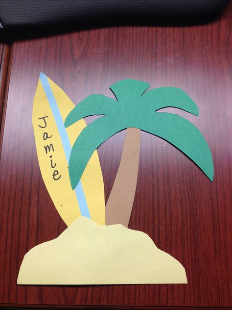 Beach themed door decoration Resident Assistant Door Decs, Summer Door Decorations, Cubby Tags, Dorm Door Decorations, Ra Door Decs, Ra Themes, Dorm Door, Hawaiian Crafts, Beach Themed Crafts